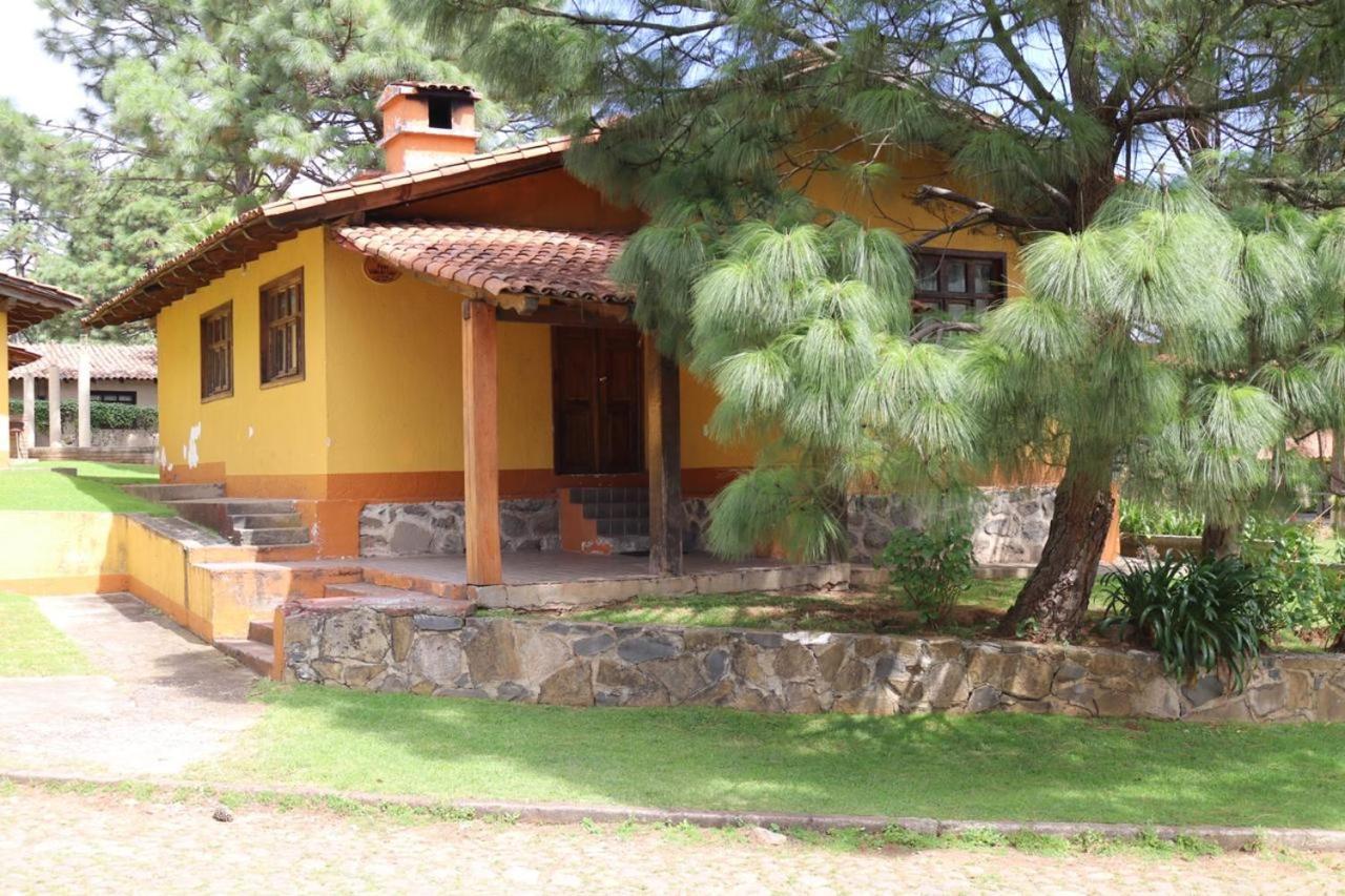 Cabanas Lupita Lodge Mazamitla